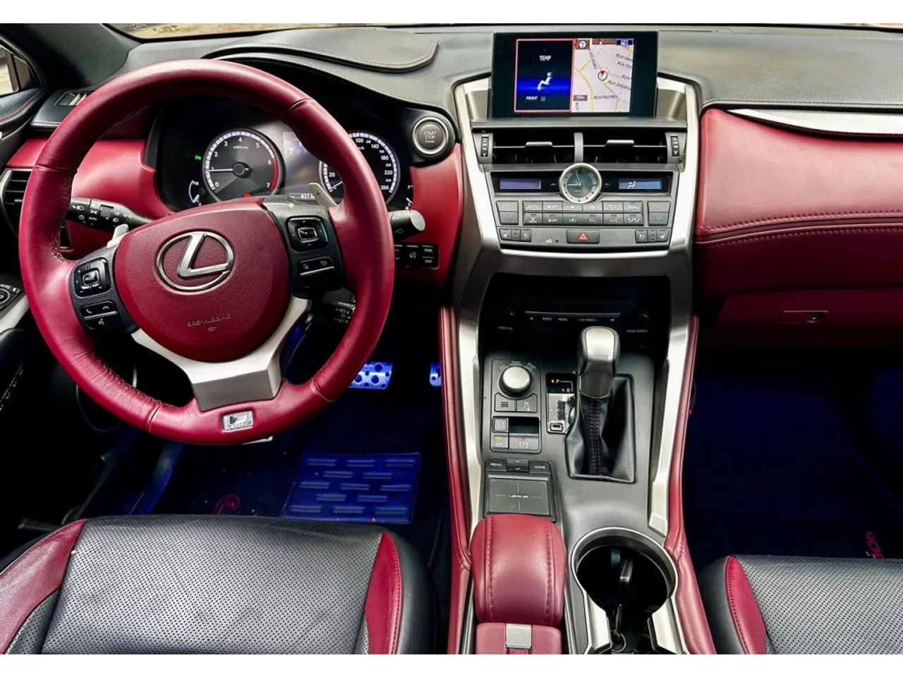 Lexus NX-200t F-sport 2.0 16V 238cv Aut., foto 15 de 17