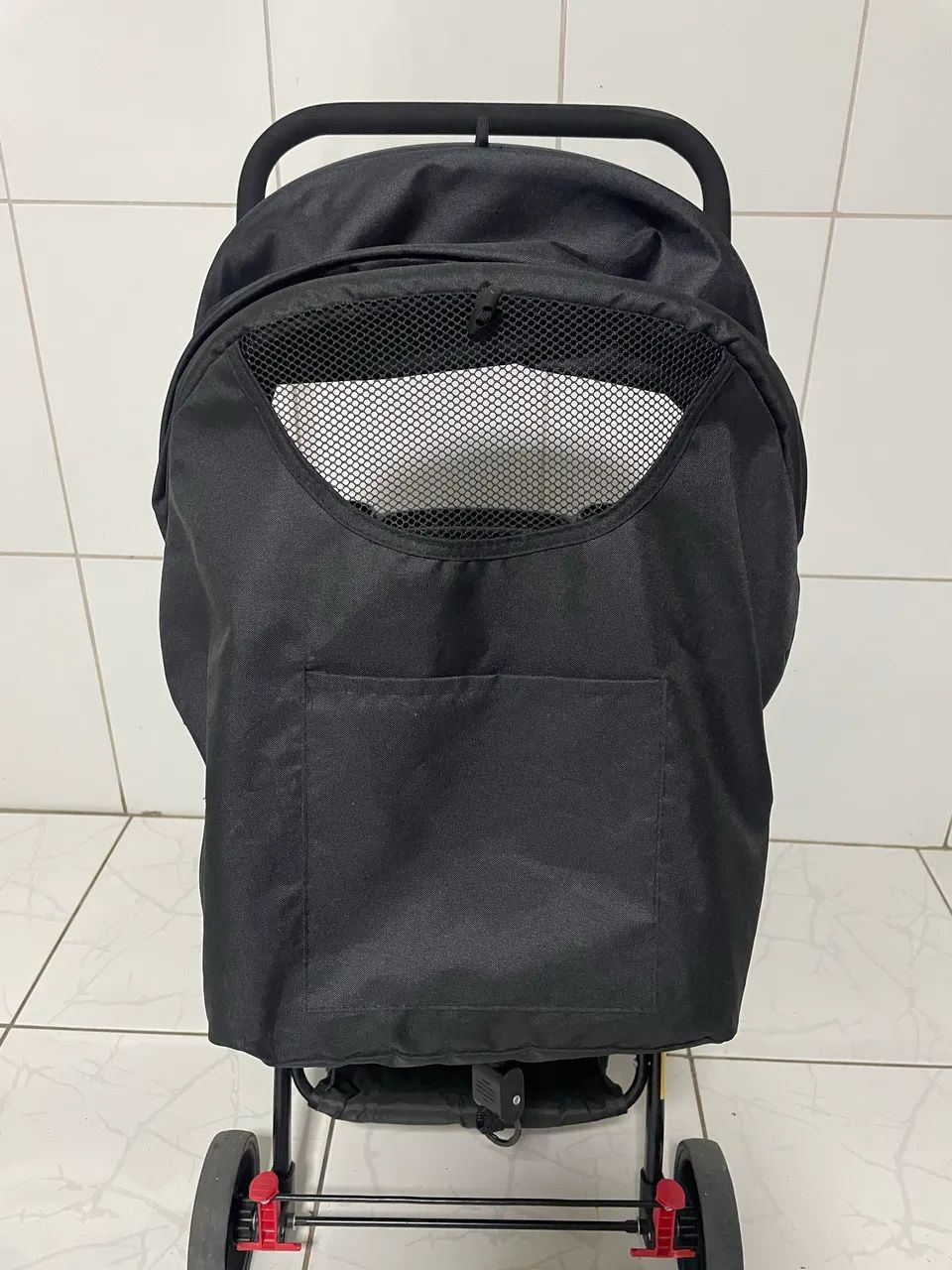 Carrinho de bebê com alça reversível - Foto 3