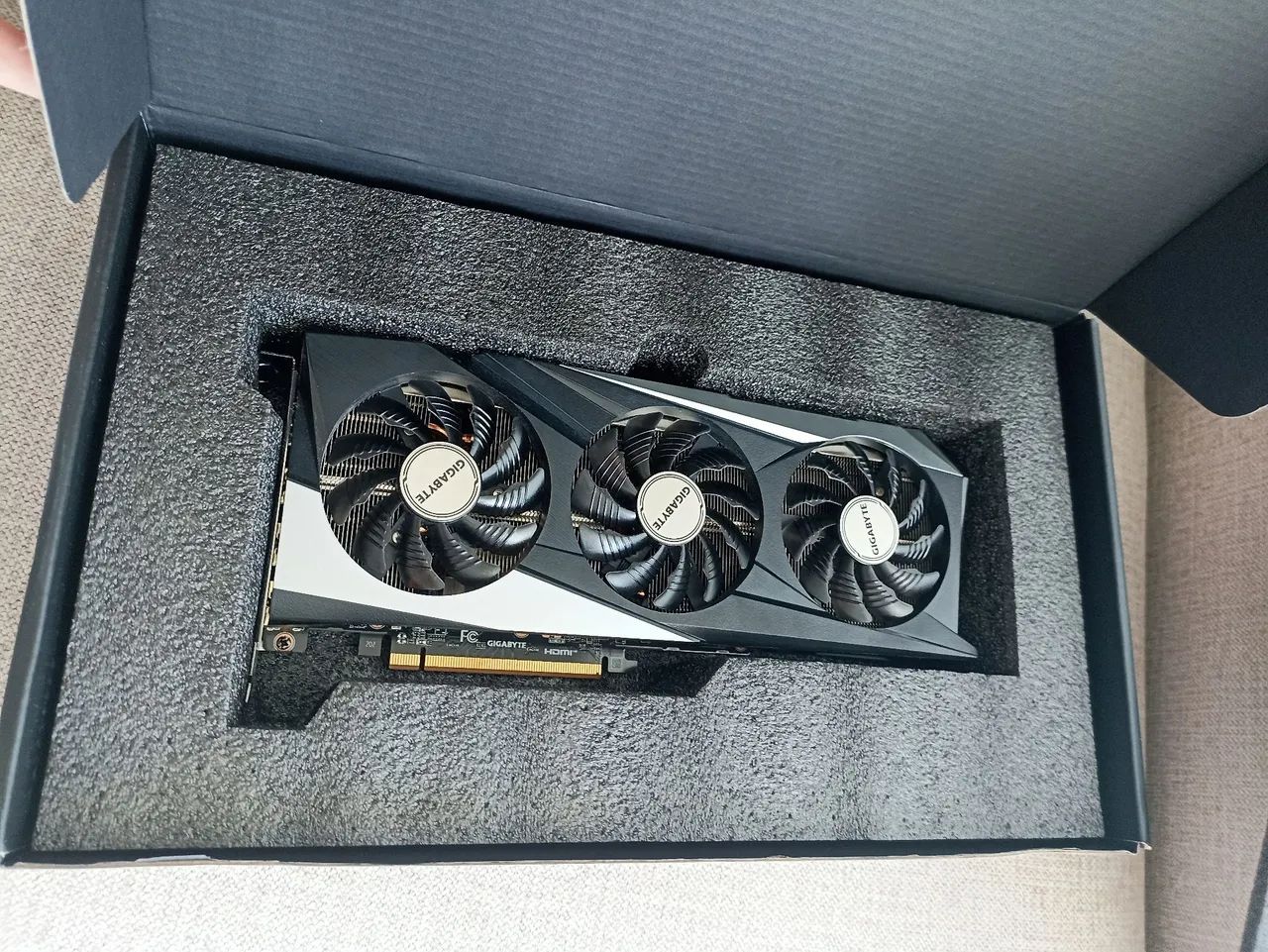 Placa de vídeo Rx7600 (Na garantia)