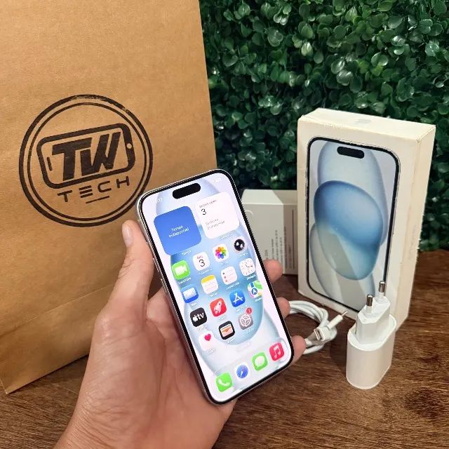 iPhone 15 