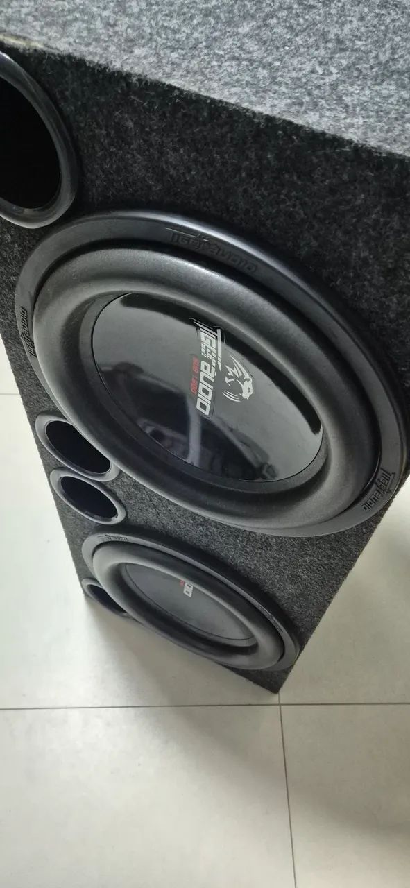 Vendo caixa com dois subwofers Tiger Áudio 1300w - Foto 3