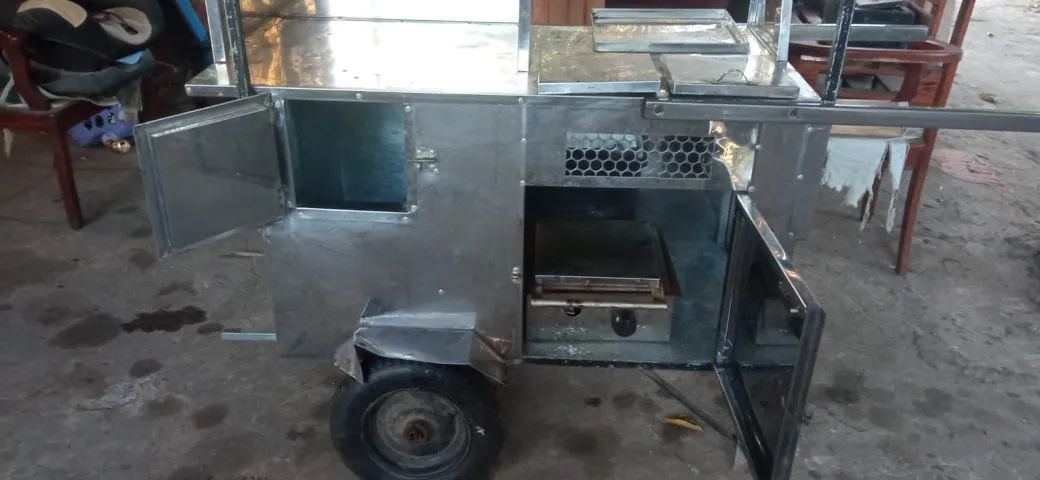 Carrinho de Churrasco Inox com Térmica, Chapa e 5 Coifas - Foto 3