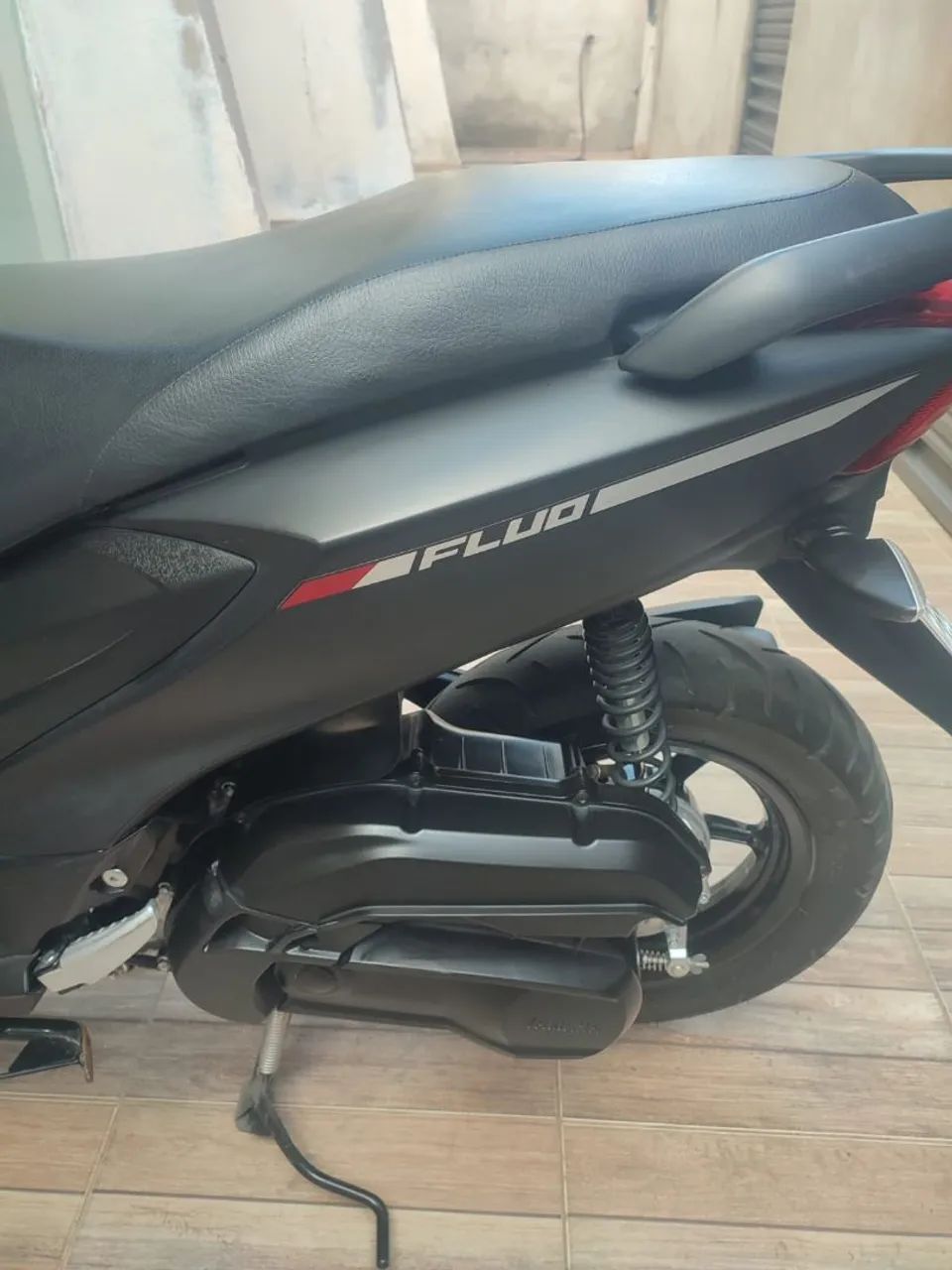 Vendo Yamaha Flúor 125cc Automática - Foto 4
