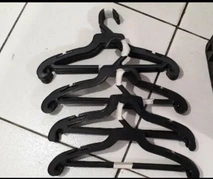 cabides de roupas - 100 cabides !!! - Foto 2