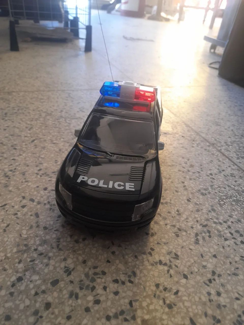 Carrinho de controle remoto funcionando - Foto 5