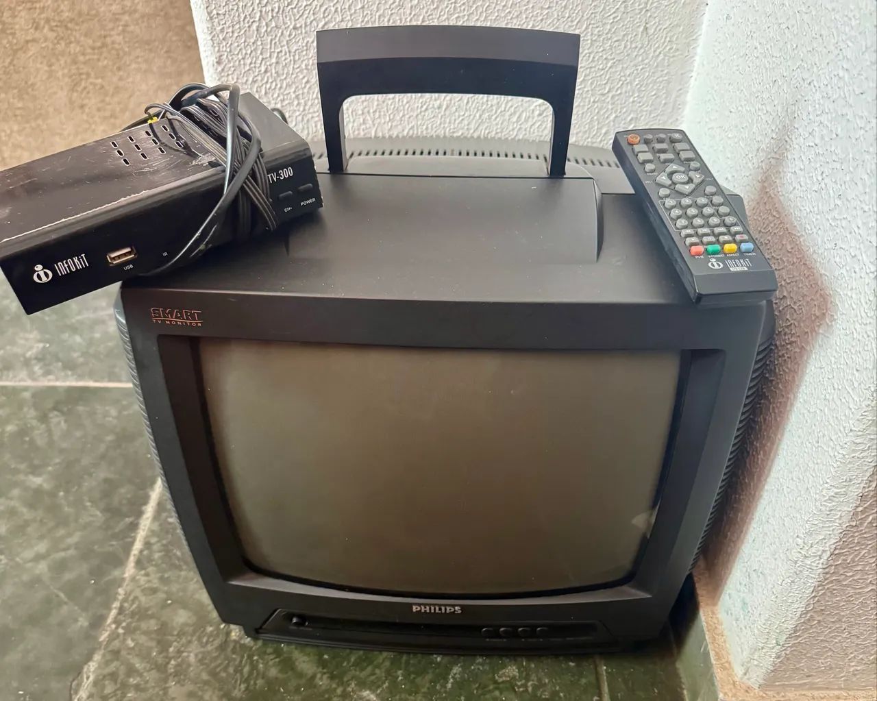 Vende-se TV Phillips 14 polegadas de tubo