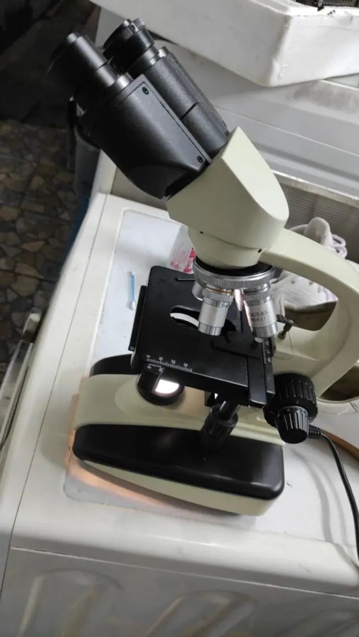 Microscópio funciona perfeitamente  - Foto 5