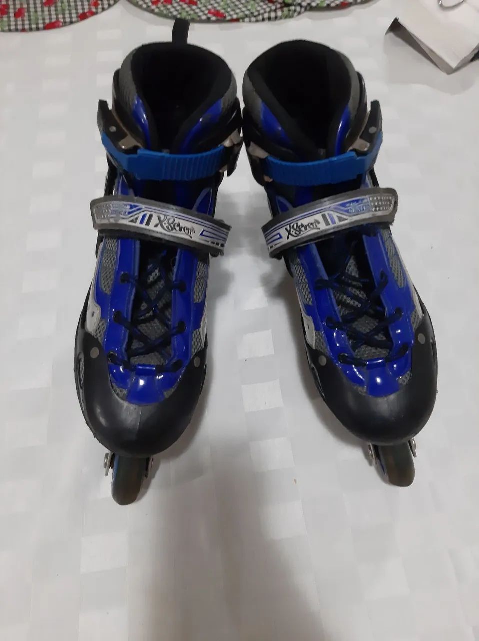 Patins Inline X-Seven (ajustável 37 - 40) - pouco usado