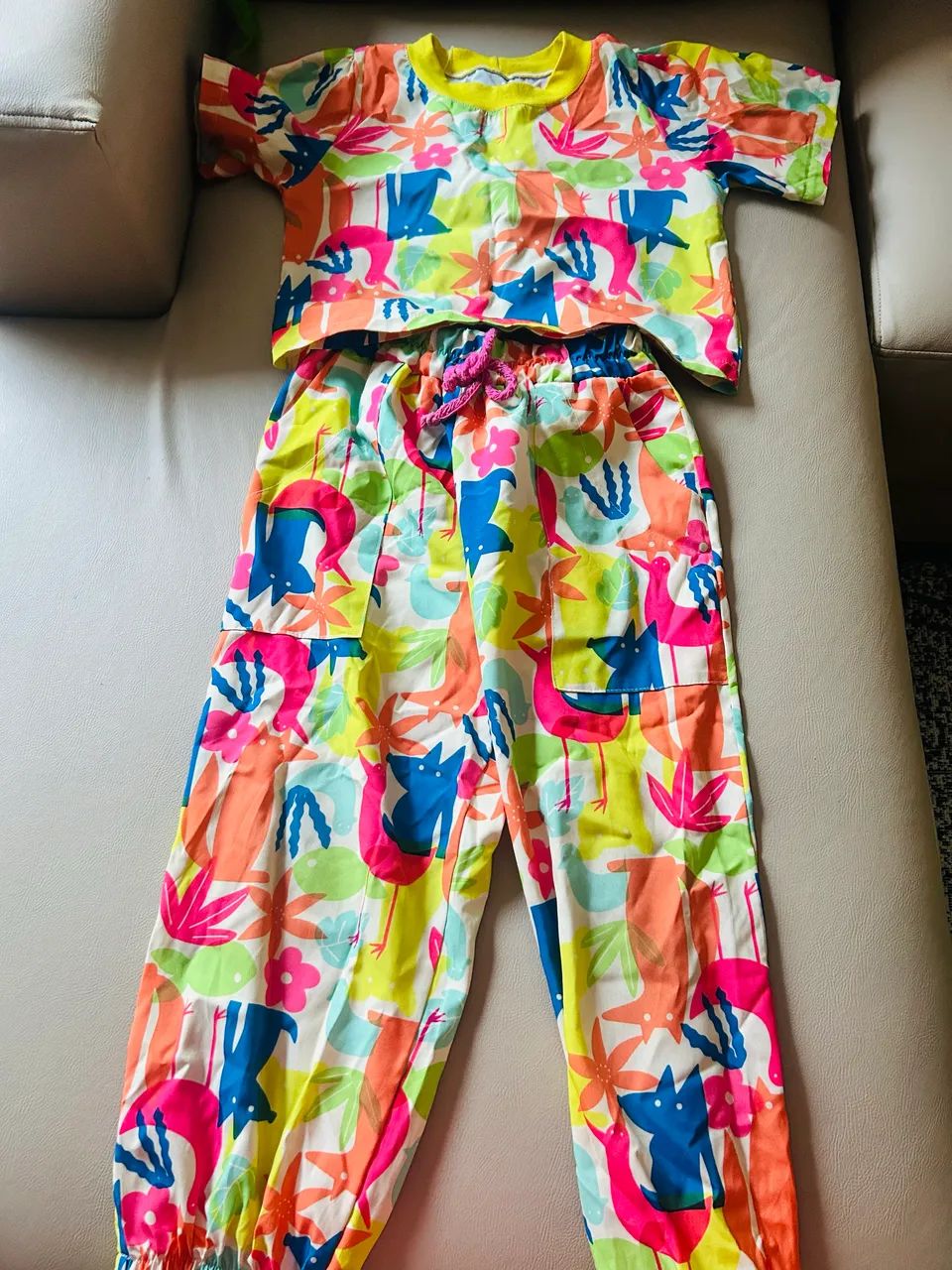 Vendo lindas roupas - Foto 2