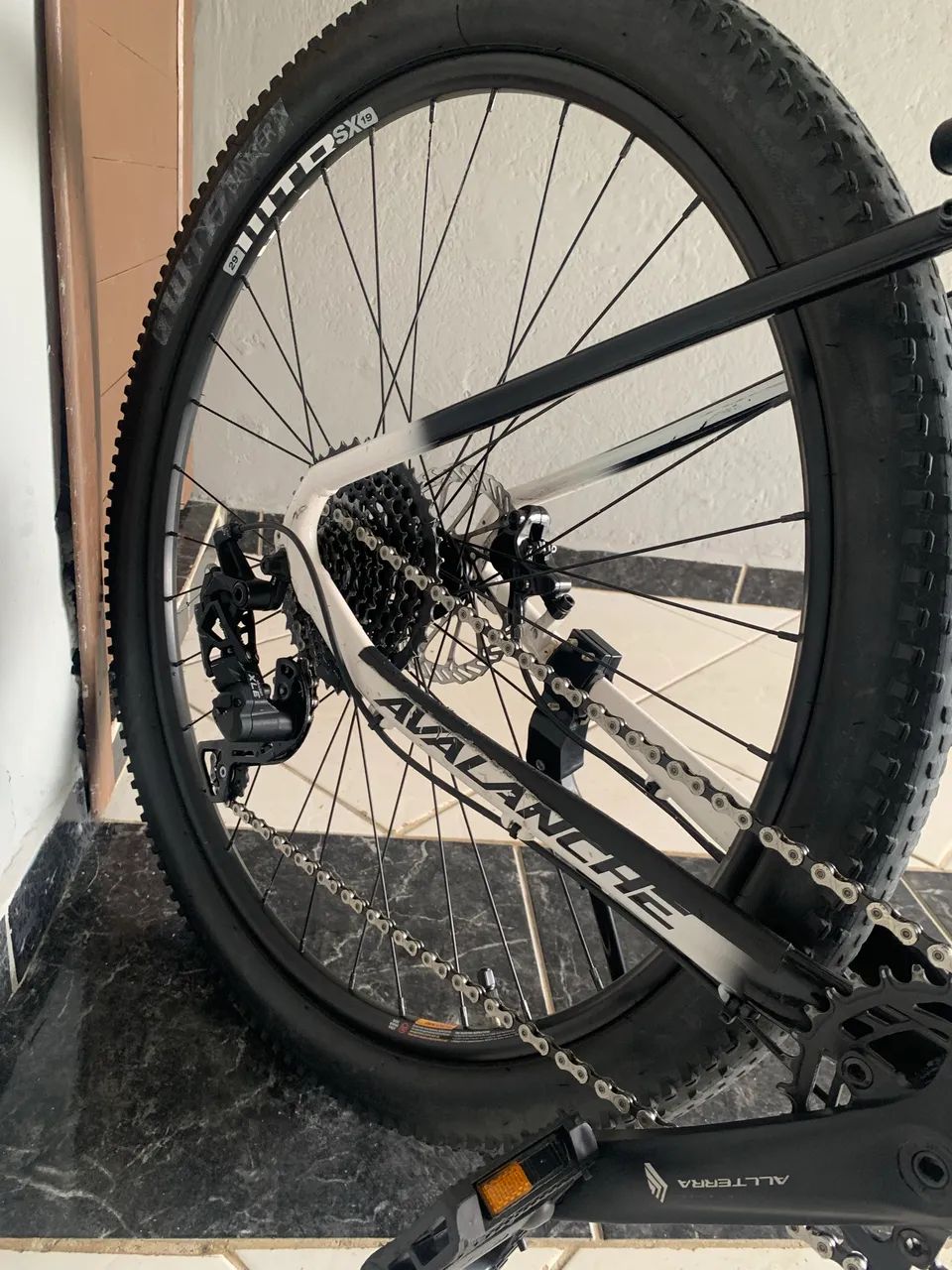 Bicicleta GT Avalanche. - Foto 5