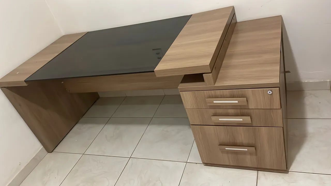 Escrivaninha grande - Foto 3
