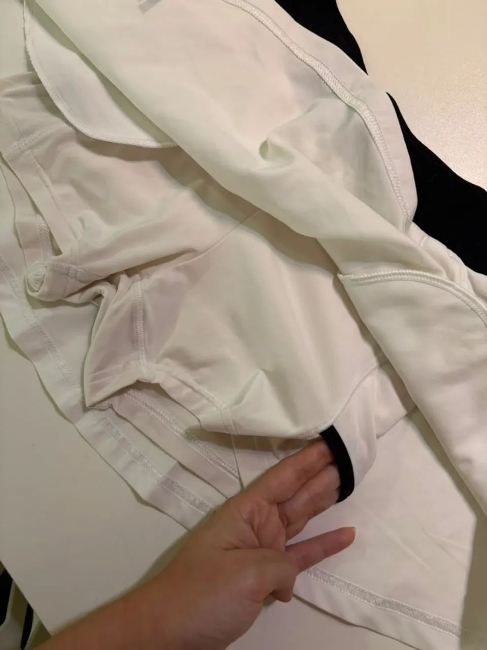 Short-saia branco adidas com bolso interno e externo tam XS (PP) - Foto 3