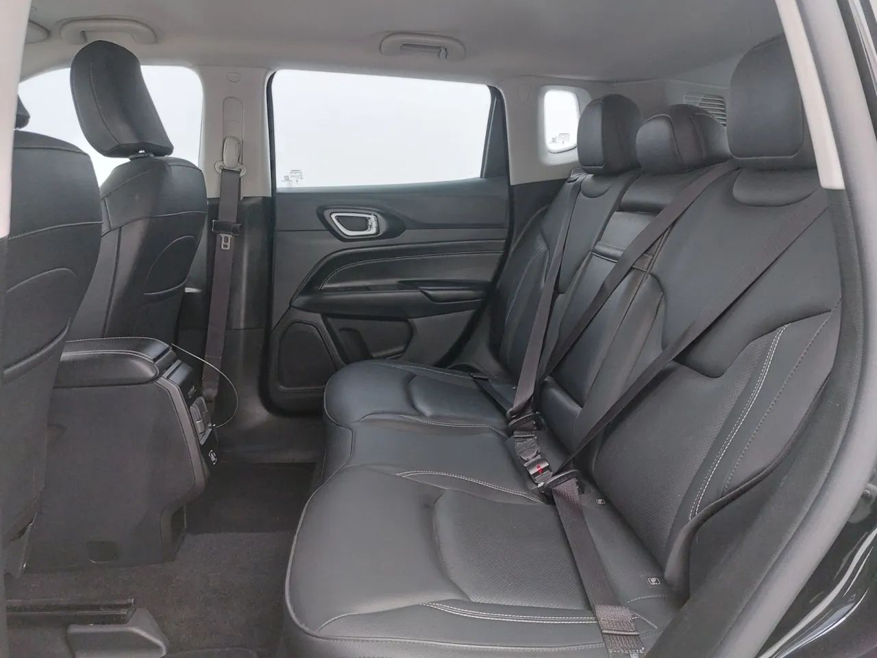 Jeep Compass LONG. T270 1.3 TB 4x2 Flex Aut., foto 17 de 18