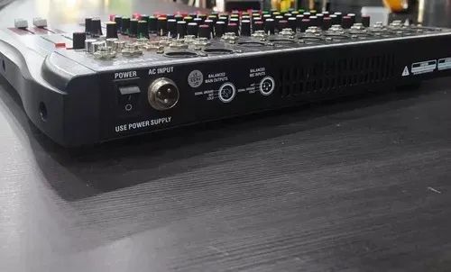 Mesa de som 4 canais USB Bluetooth - Foto 2