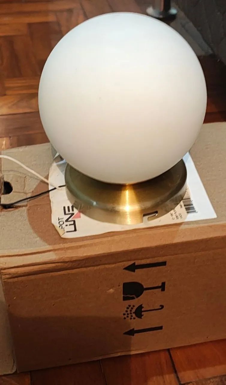 Luminária plafon vega