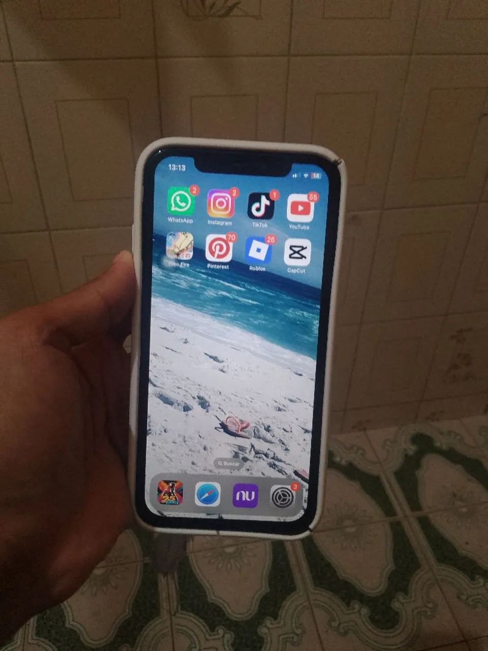 troco ou vendo iPhone xr - Foto 2