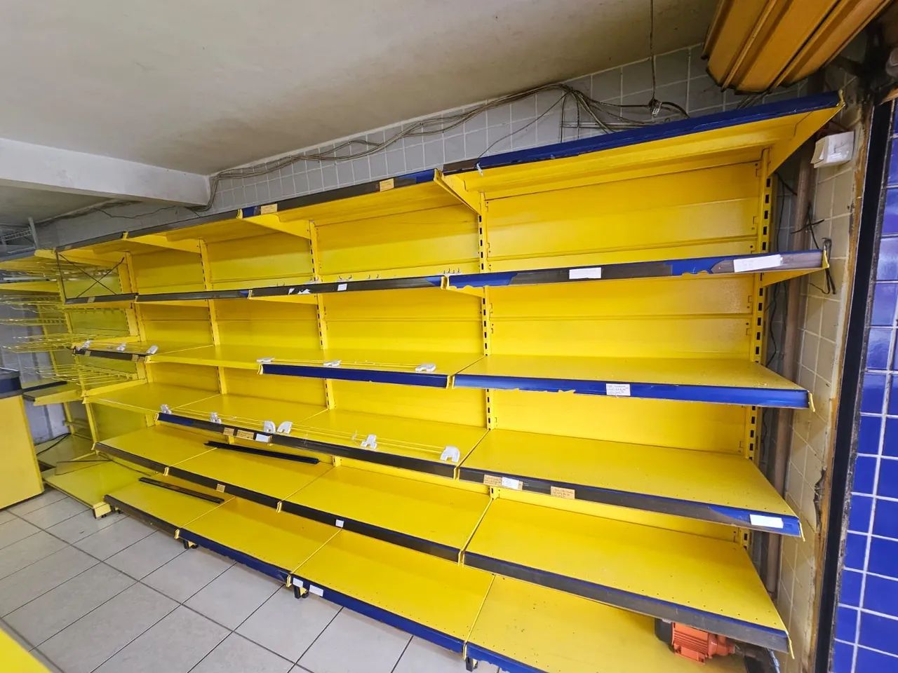 Lote Gôndolas Profissionais IMF - Foto 2