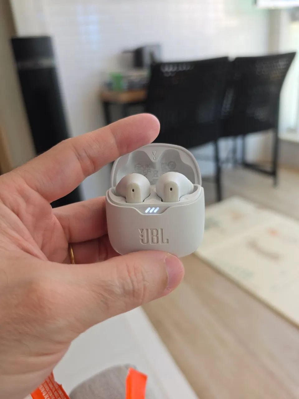 JBL Tune Flex