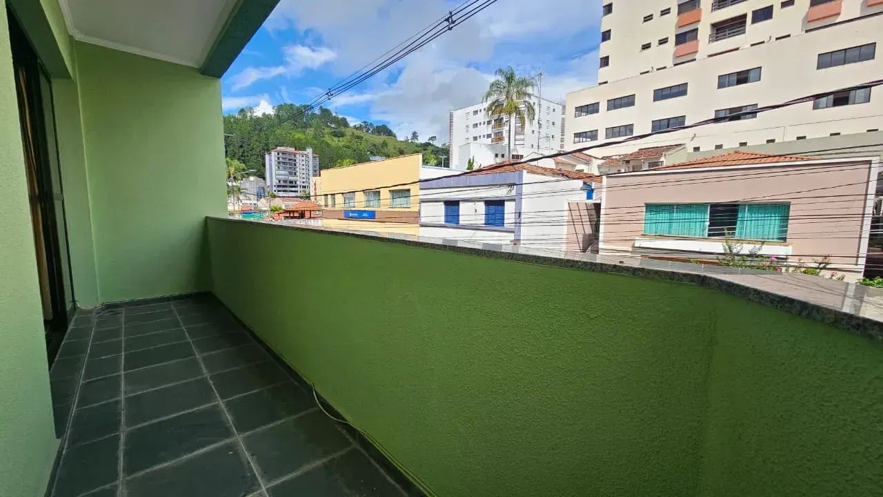 Apartamento no centro de Serra Negra - Foto 2