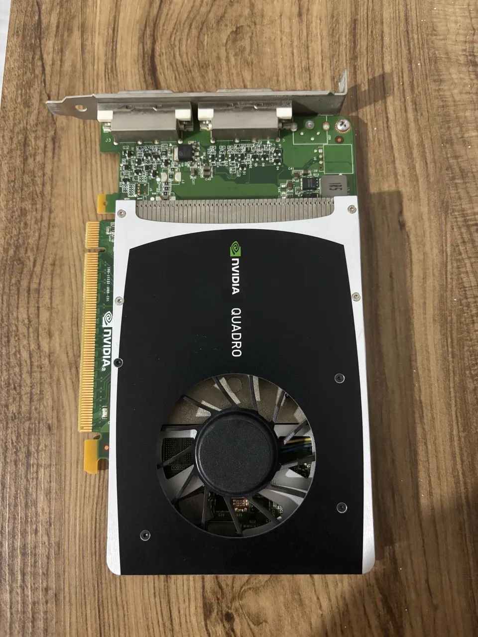Placa de Video Nvidia Quadro 2000D