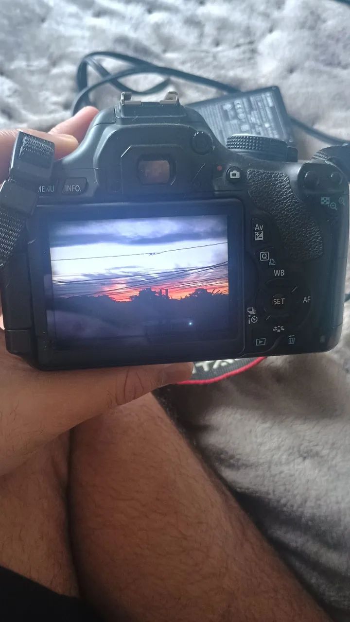 Canon EOS Rebel t3i  - Foto 2