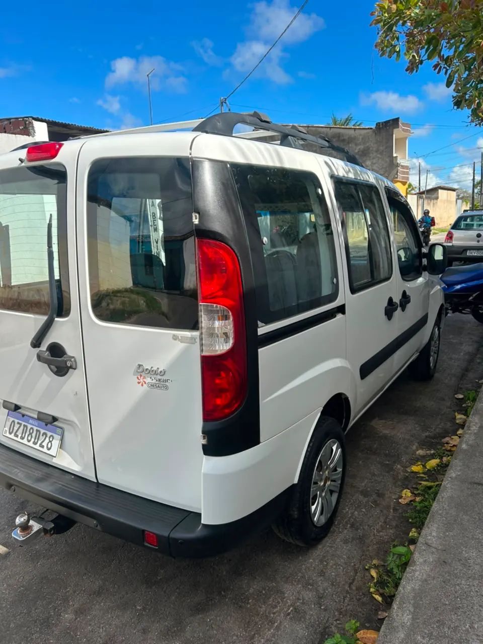 Fiat Doblo Essence 1.8 Flex 16V 5P 2014 - Foto 3