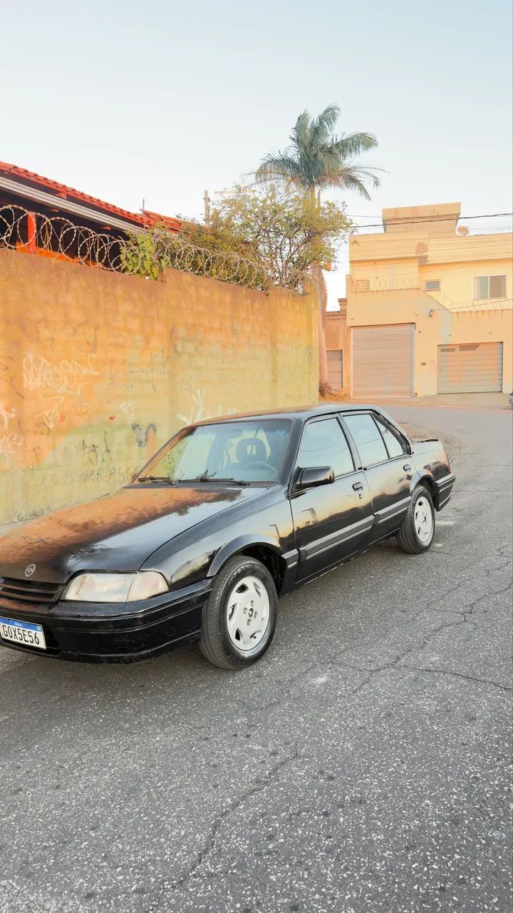 Chevrolet Monza 1993