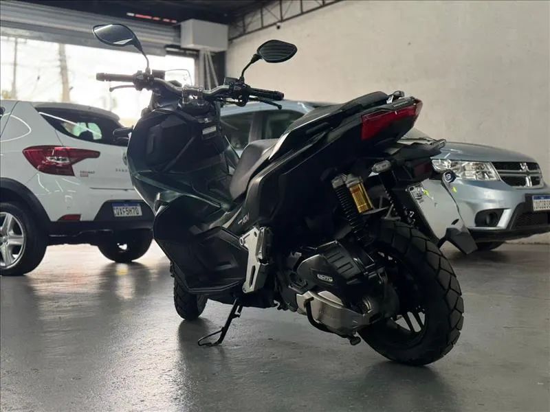 Honda Adv - Foto 5