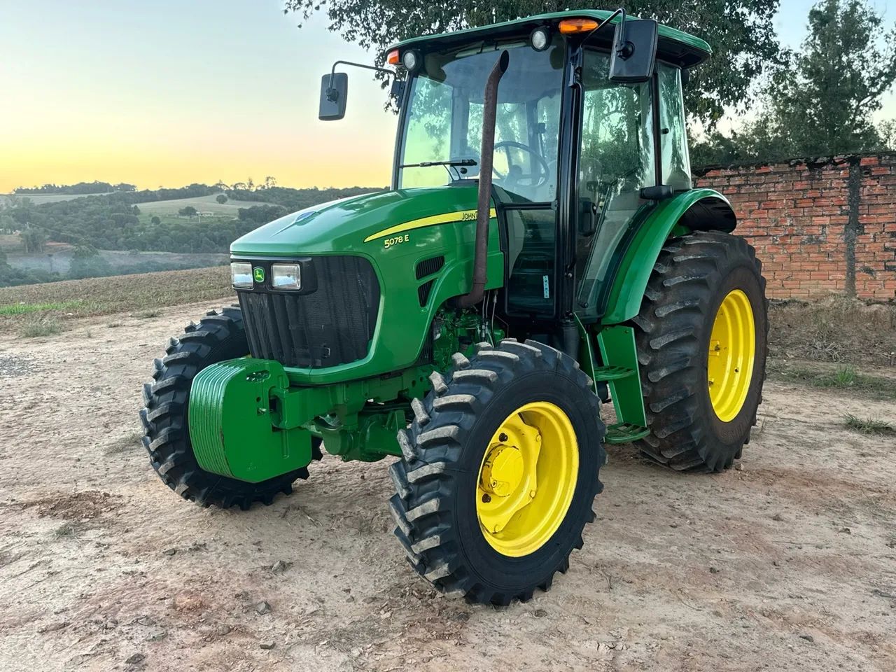 Trator John Deere 5078