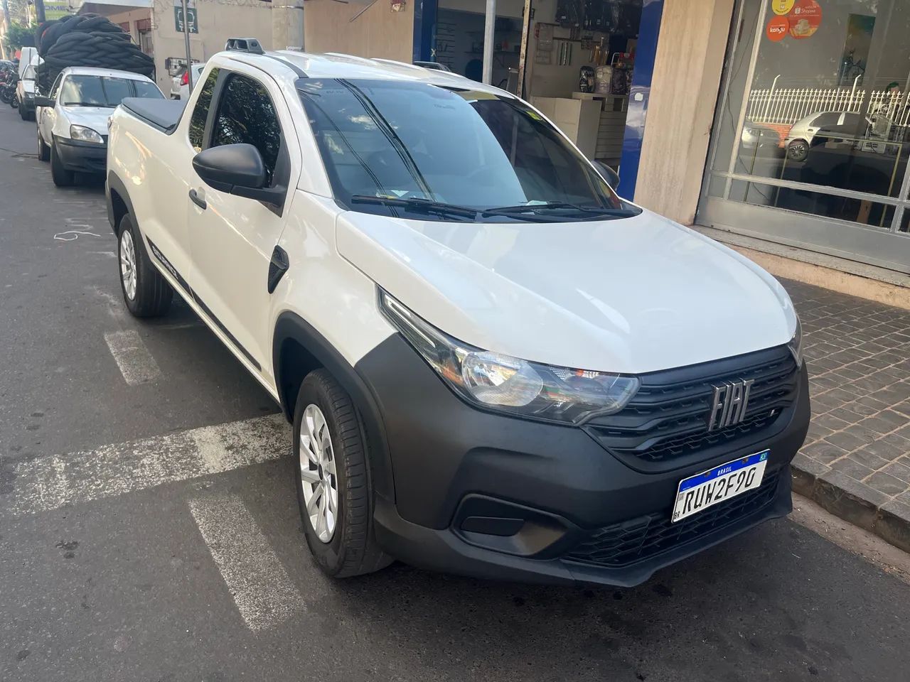 Fiat Strada Endurance 1.4 Flex 8V CS Plus 2022 - Foto 2