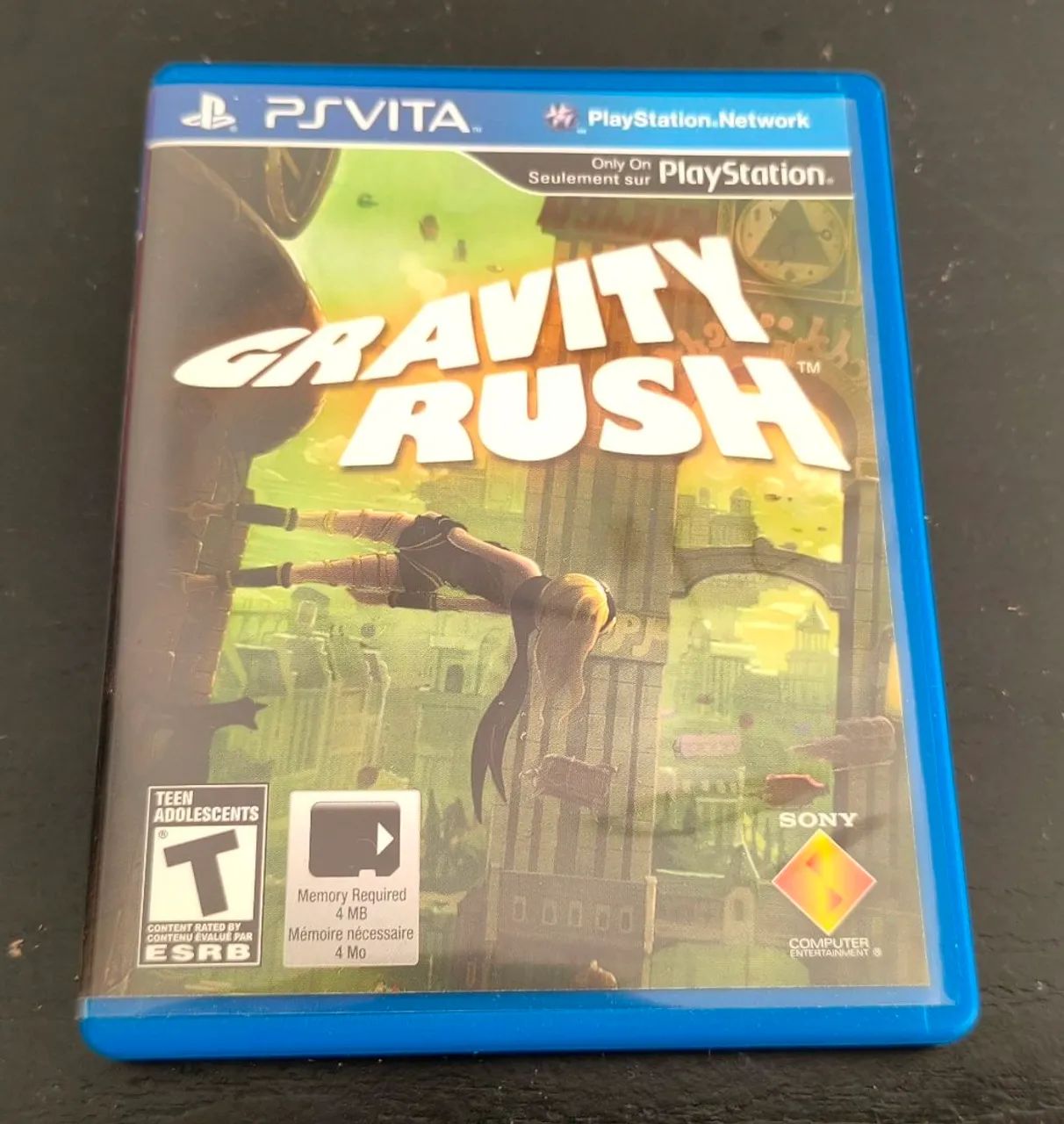 Gravity Rush - PS VITA 