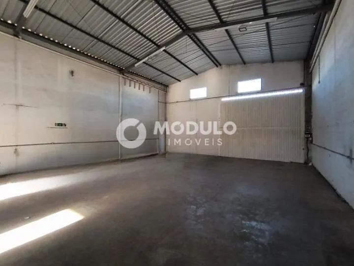 Galpão comercial disponível para locação no bairro Minas Gerais. - Foto 2