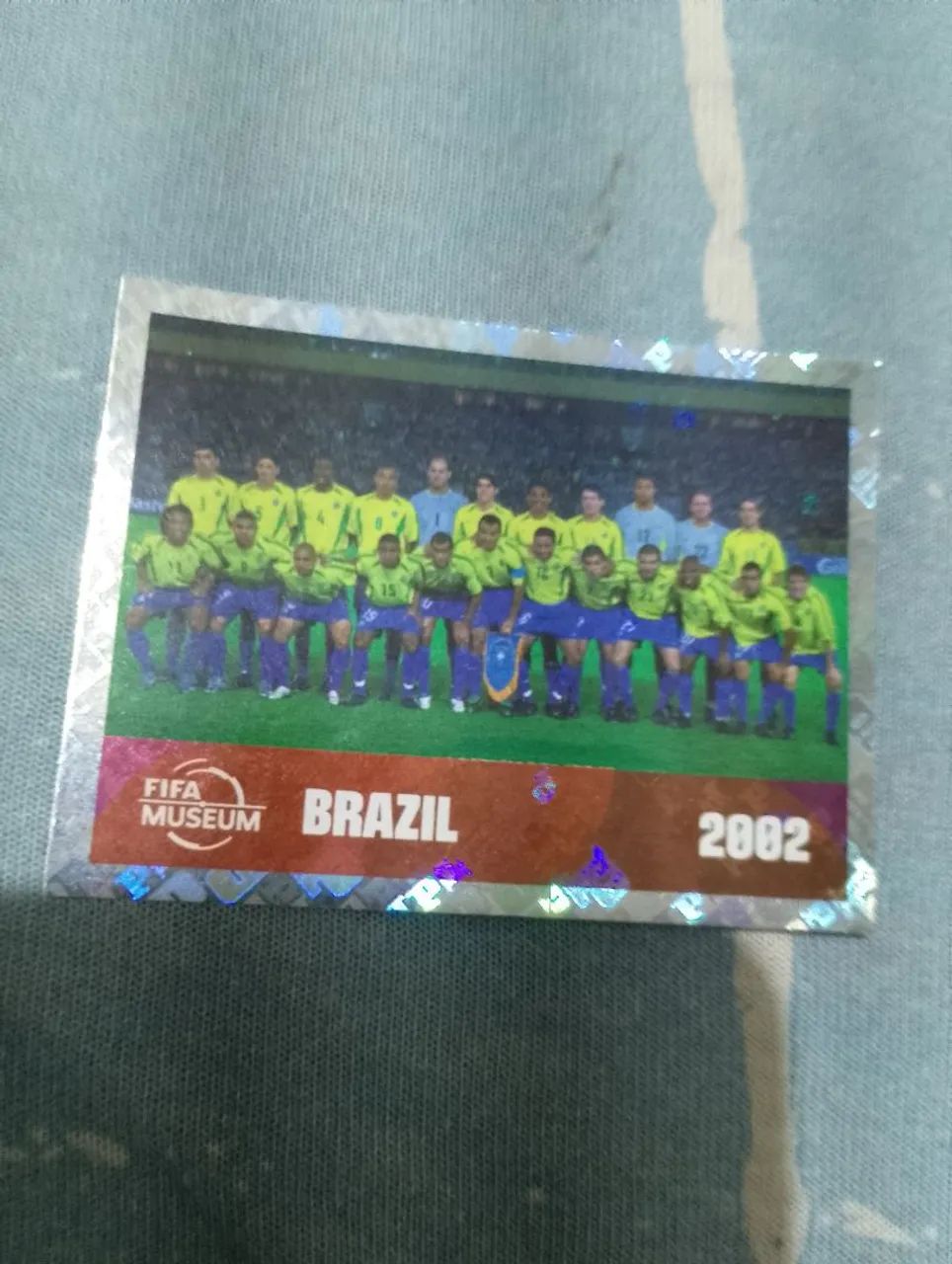 Vendo figurinha lendária da copa