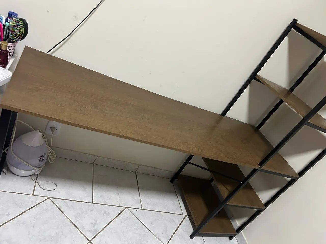 Mesa escrivaninha com 5 prateleiras - Foto 5