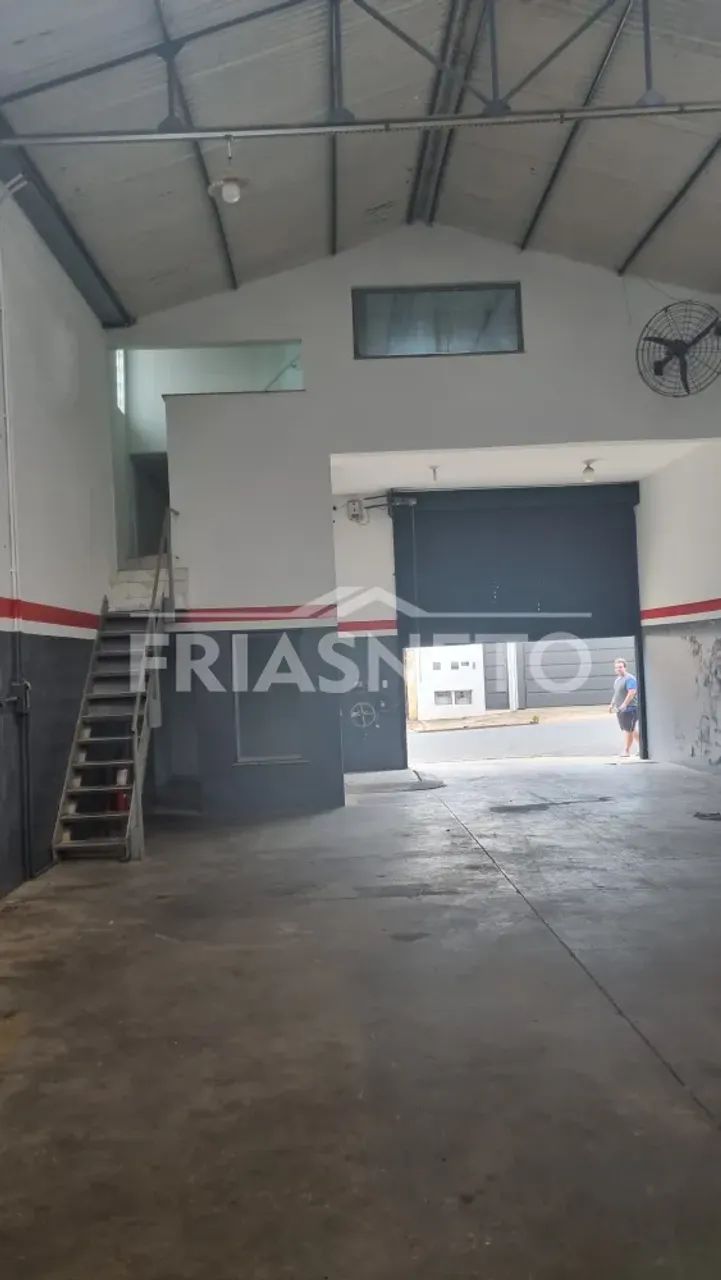 Barracão à venda no bairro Pauliceia - Foto 3