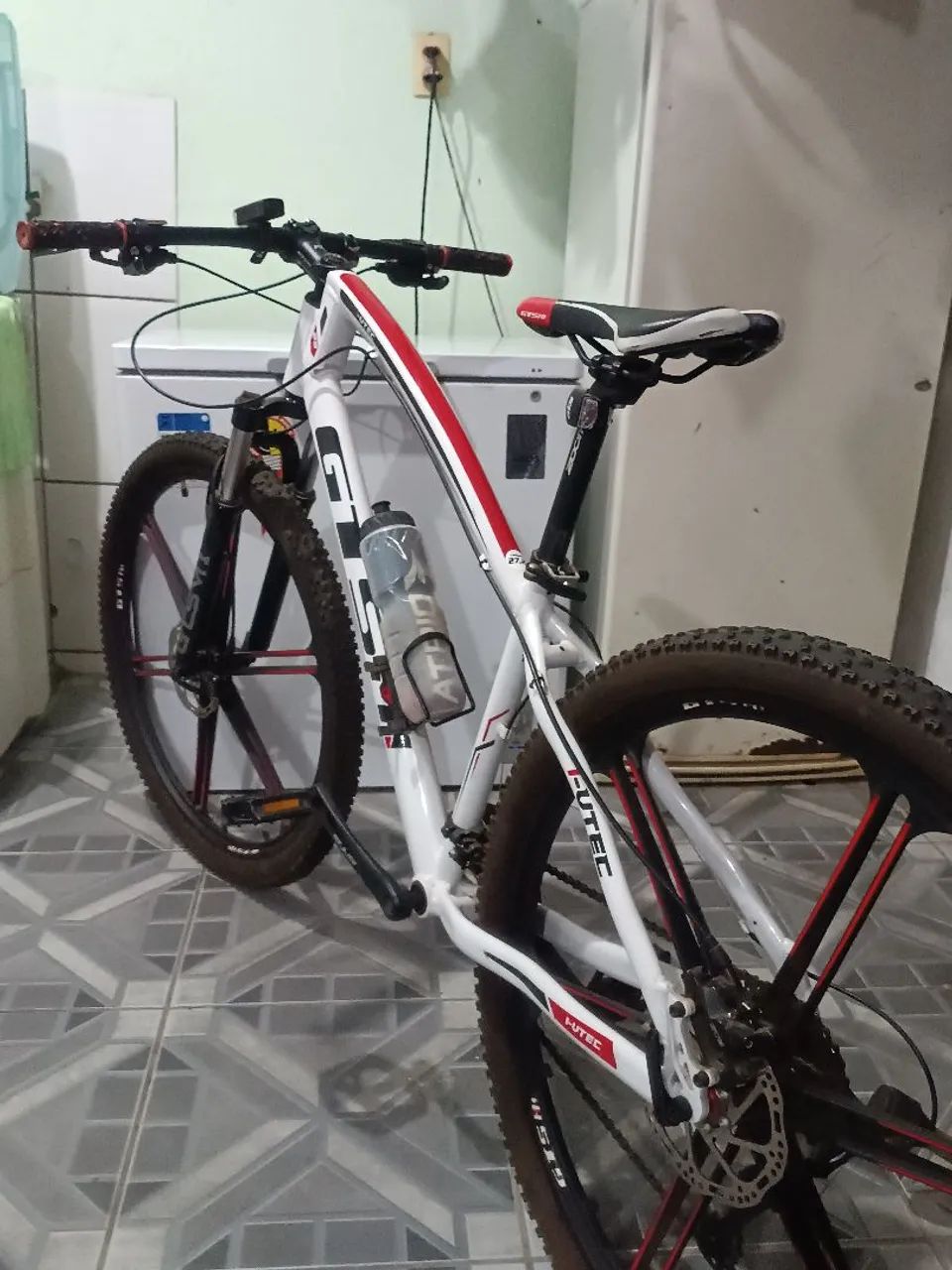 Bicicleta GTA em excelente estado!! - Foto 4