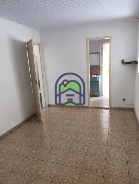 CHÁCARA COM 1.000 M² E CASA DE 2 QUARTOS - Foto 4