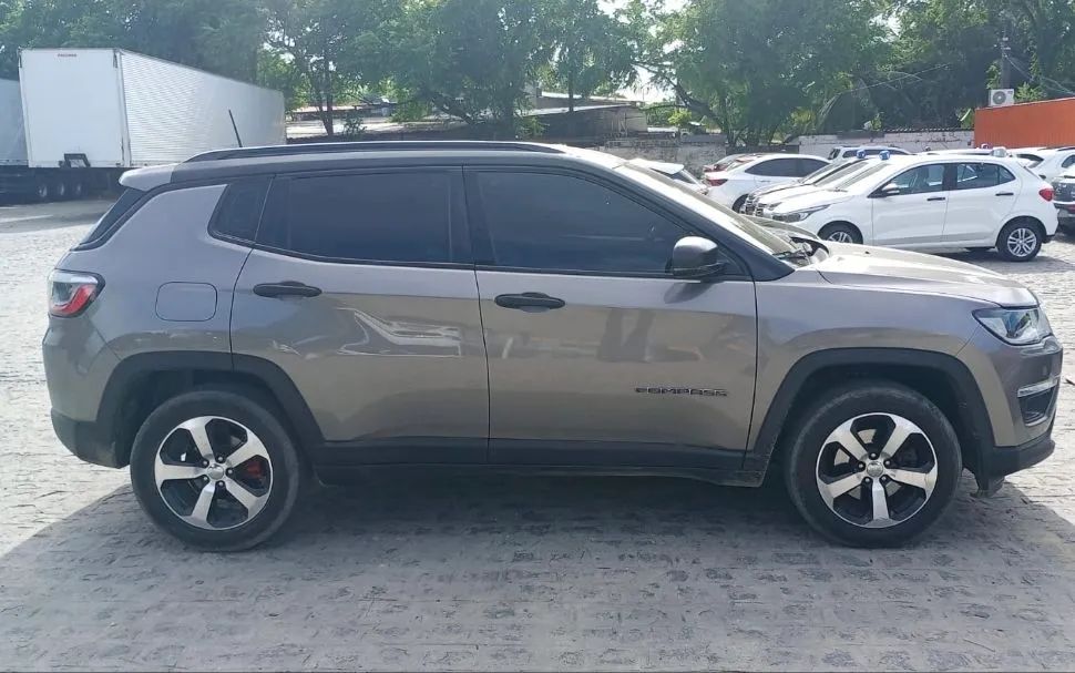 Jeep Compass 2.0 16V FLEX SPORT AUTOMÁTICO 2017