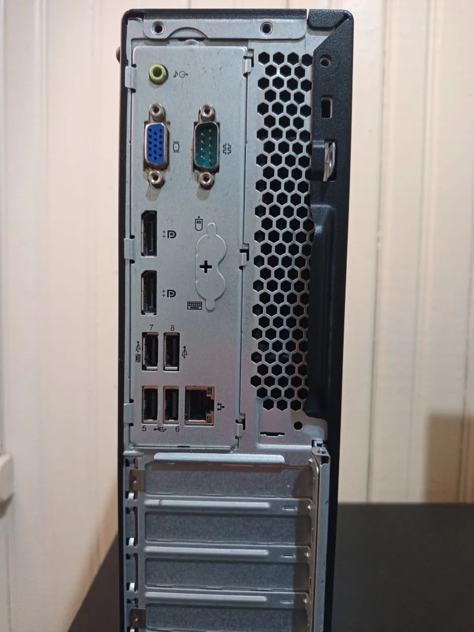 ThinkCentre M920 SFF Lenovo  - Foto 2