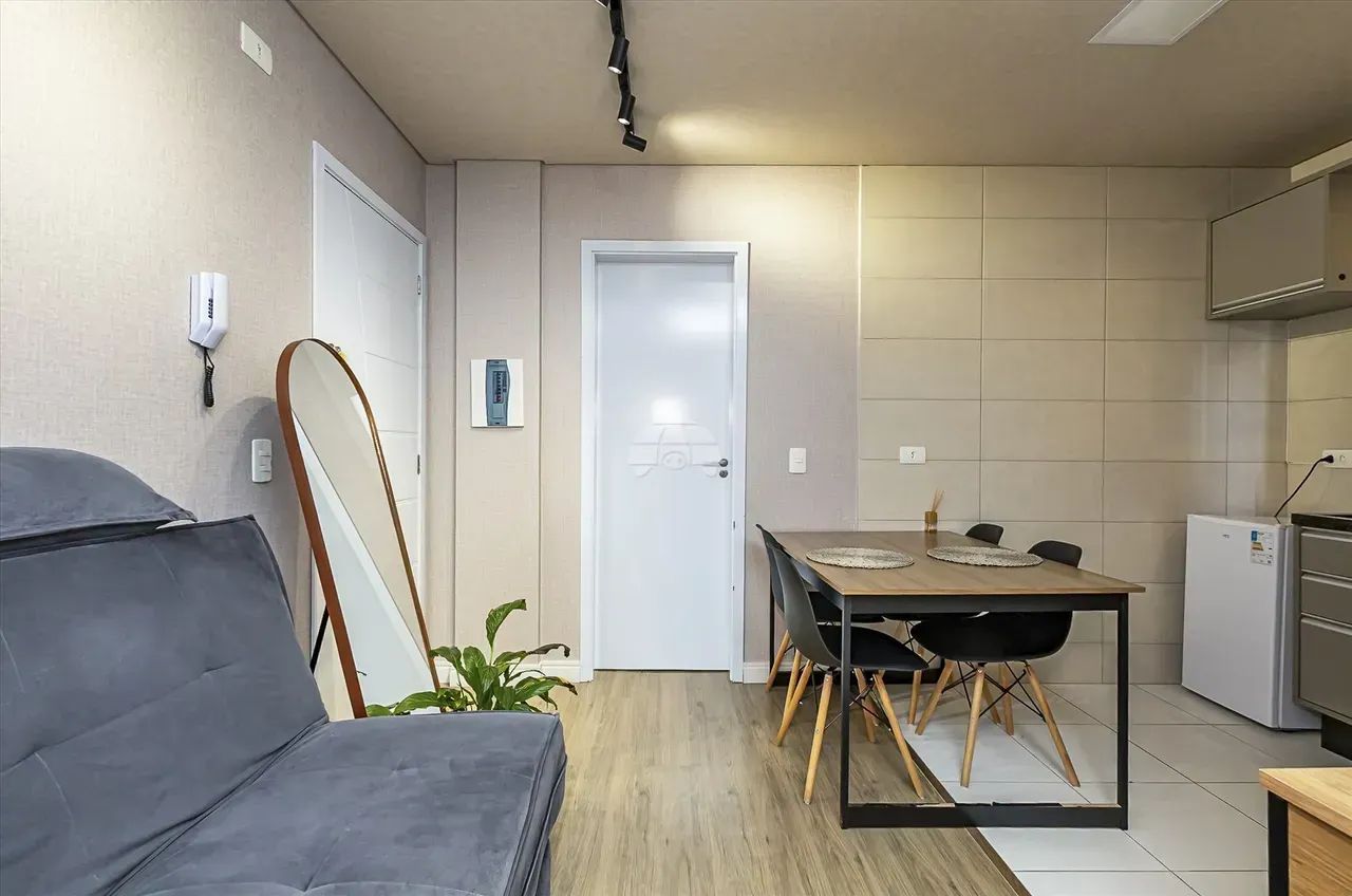Apartamento de 01 quarto com elevador e garagem coberta - Foto 2