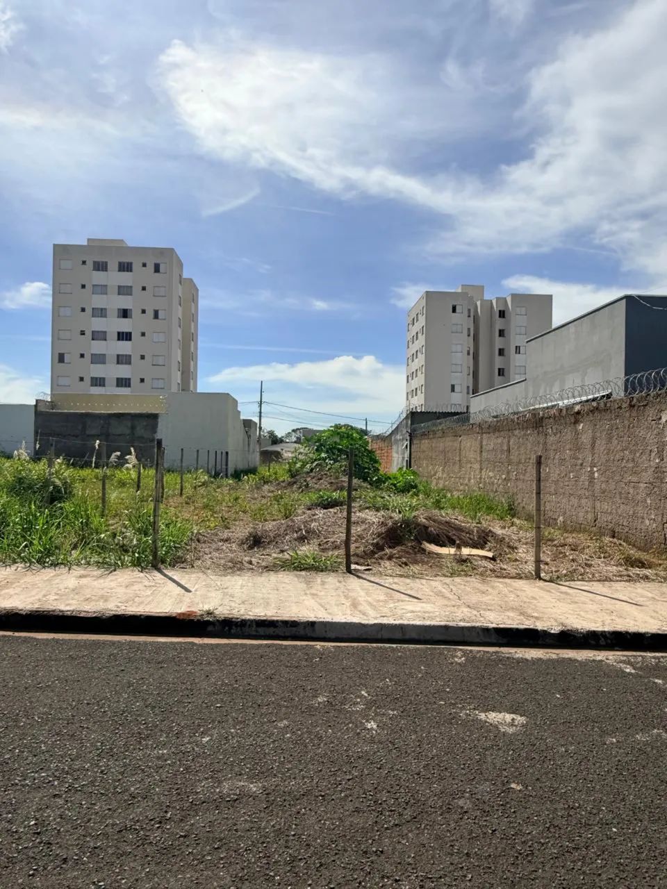 Terreno Bairro Jardim Holanda
