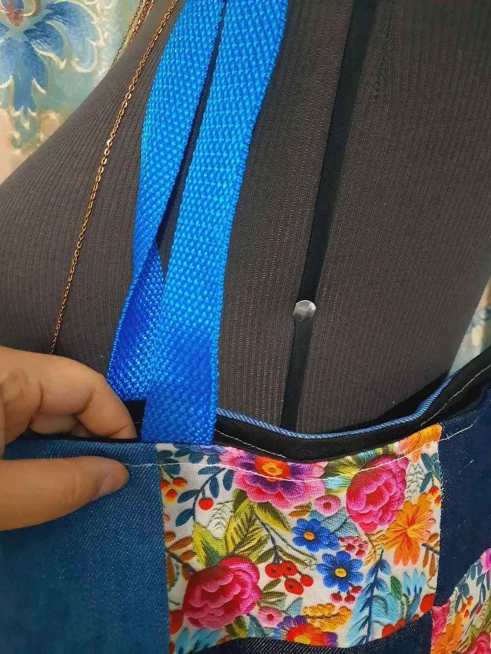 Bolsa Ecológica/ Ecobag Artesanal Grande/ Patchwork de sarja e jeans  - Foto 3