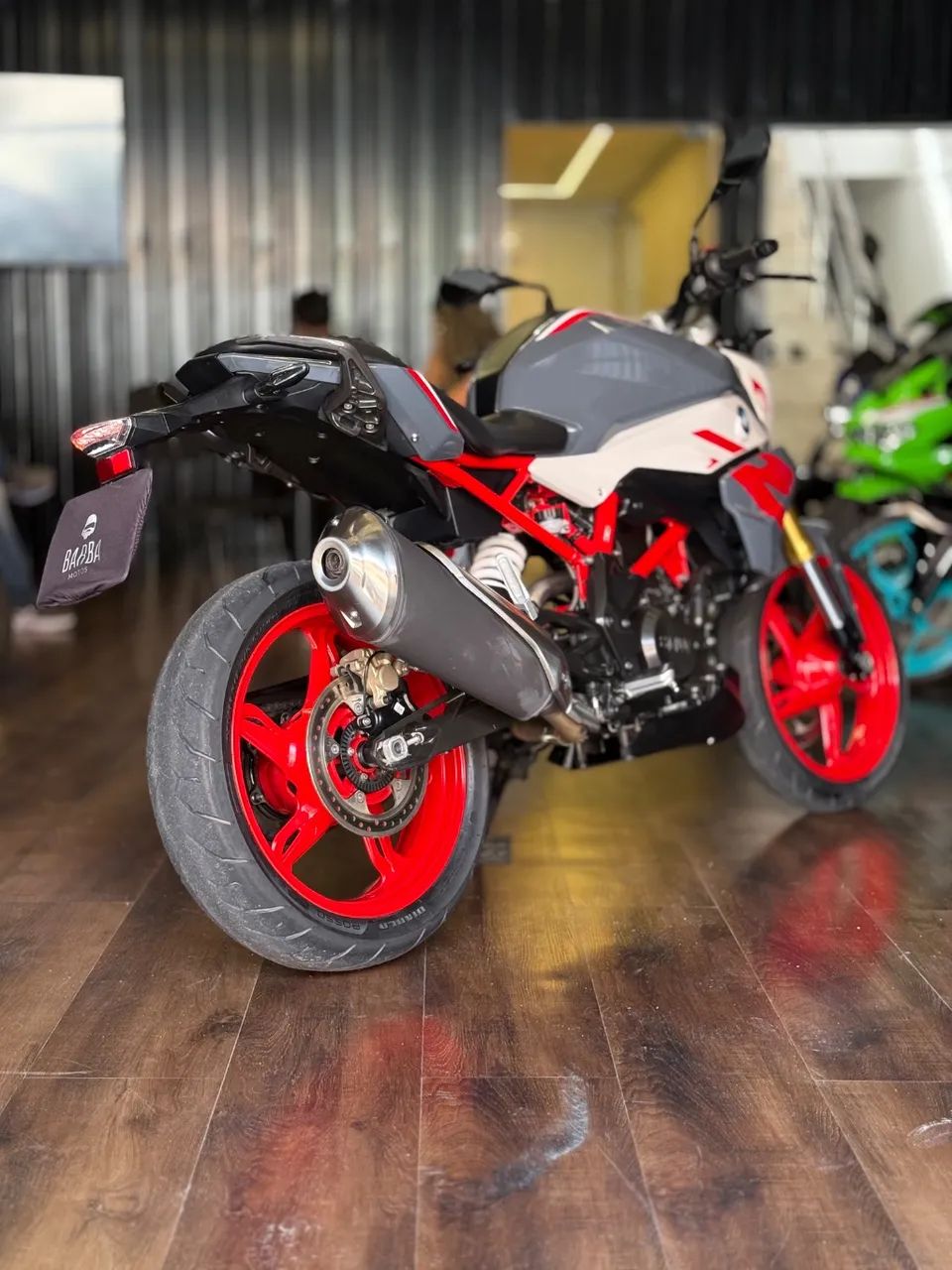 G 310 R - Foto 3