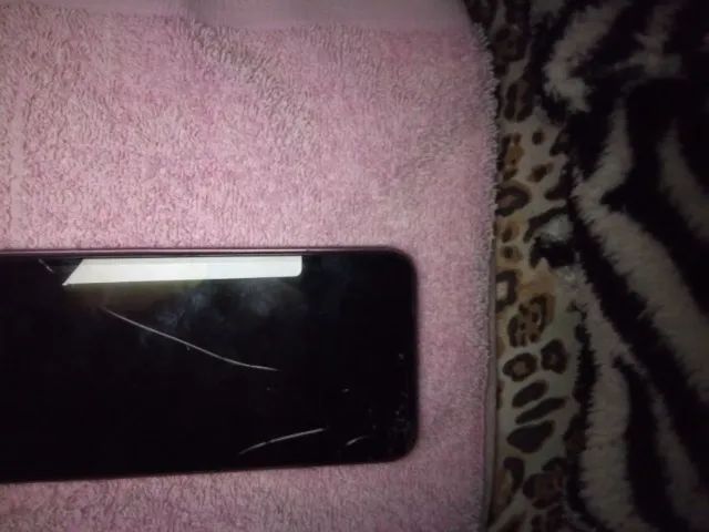 Celular, Samsung Galaxy A14, com tela queimada mas câmera, bateria e etc, perfeitos