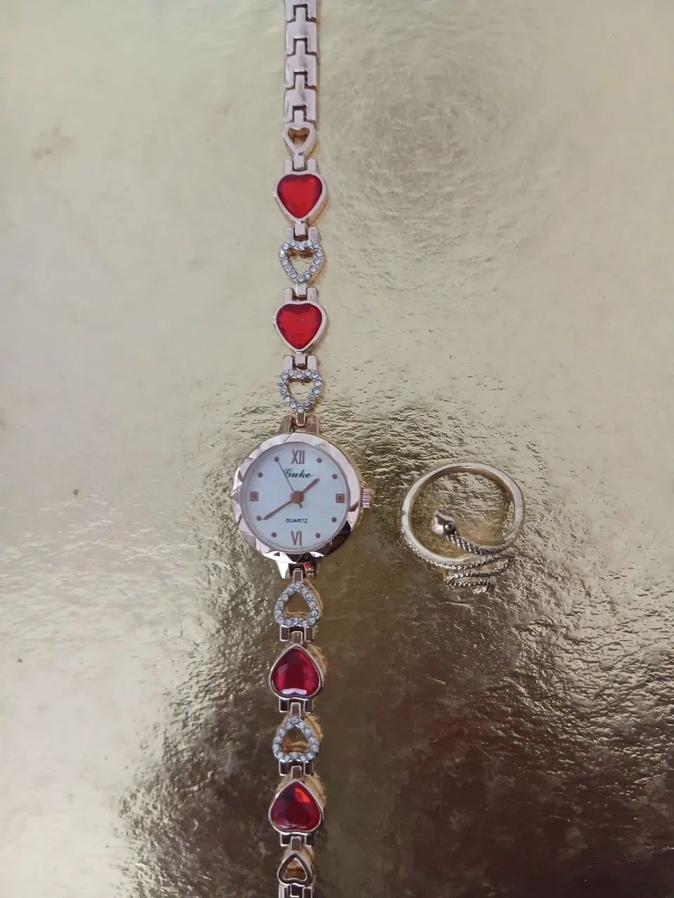 RELÓGIO COM PEDRA DE DIAMANTE MAIS ANEL GRÁTIS 