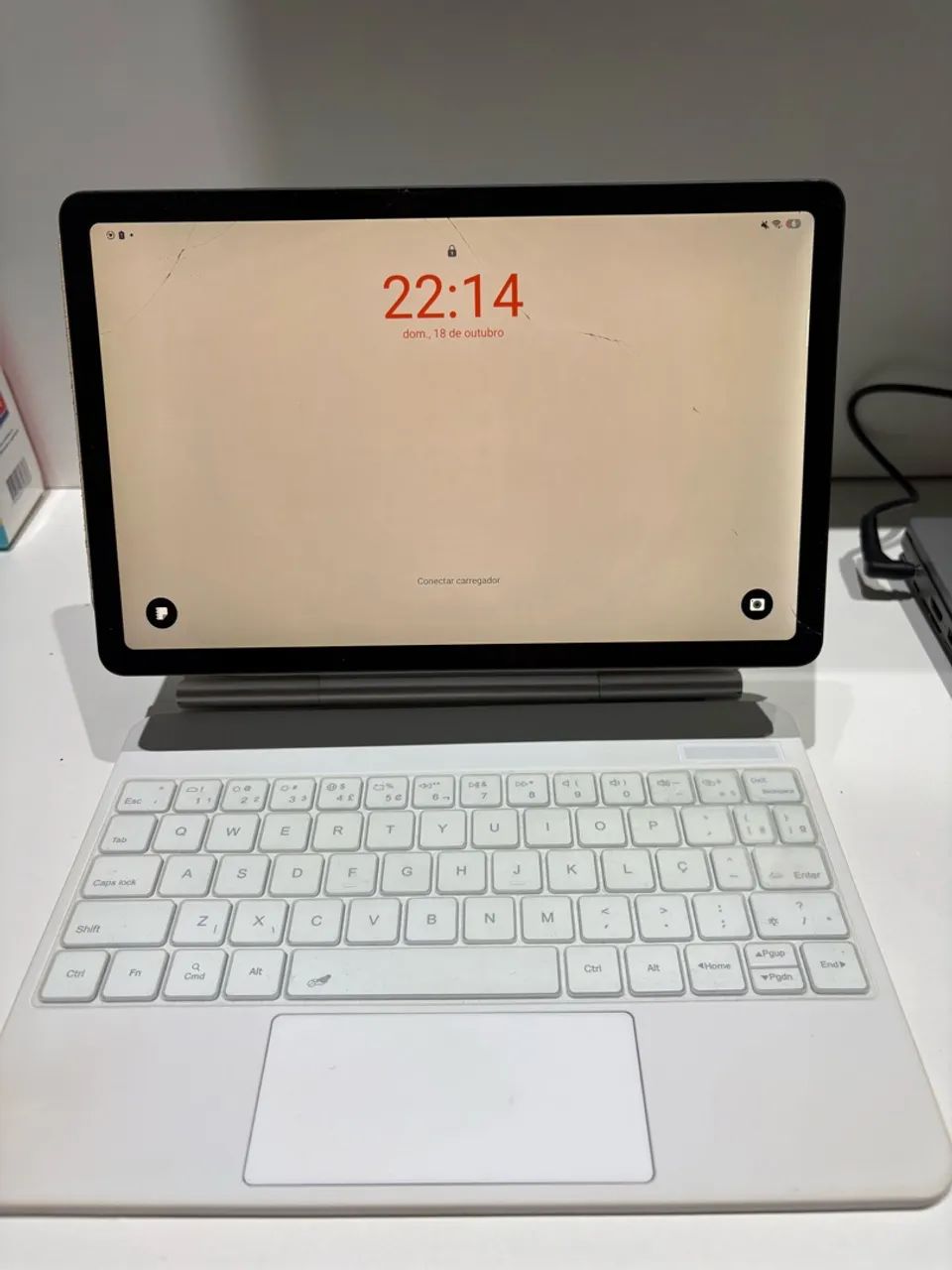 Samsung Galaxy Tab S6 Lite 2024 + Capa com Teclado Bluetooth e Touchpad - Foto 2