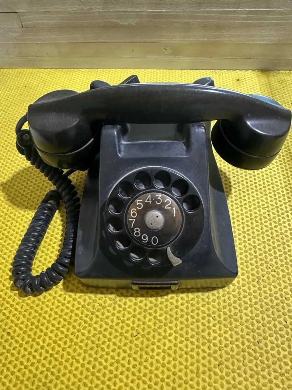Telefone antigo de mesa marca Ericsson 