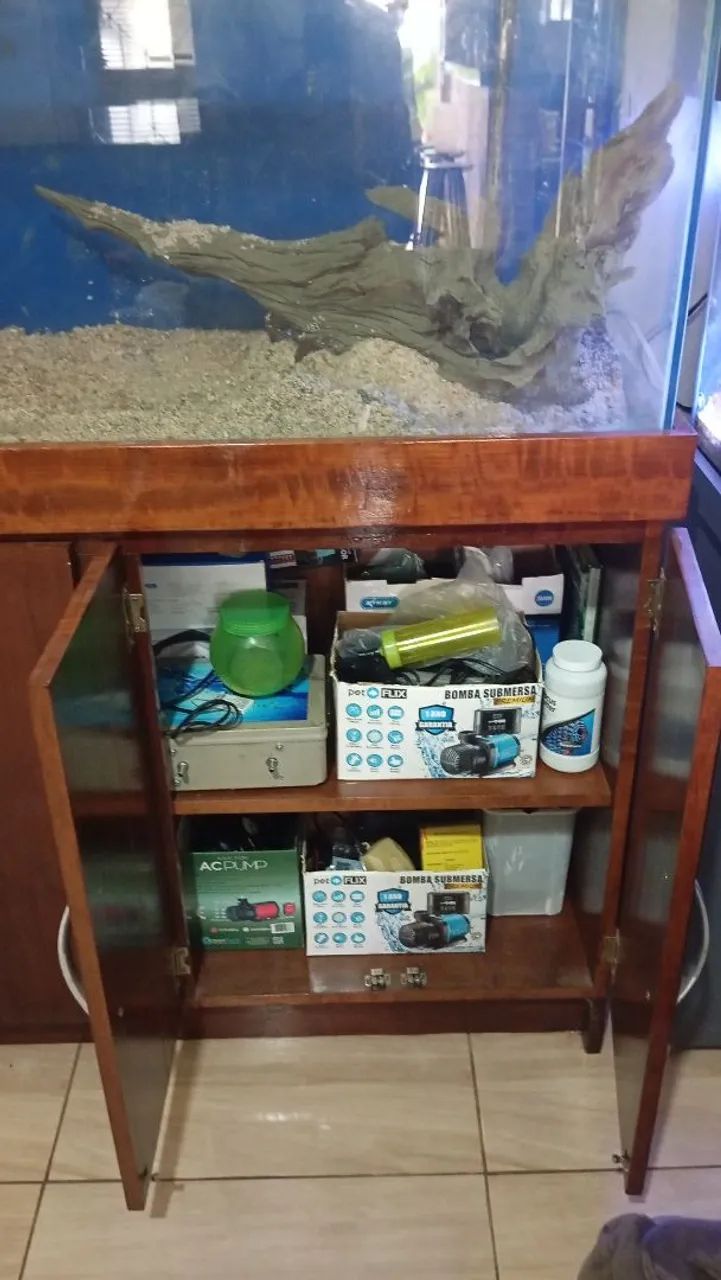 Vendo aquário 240 litros completo  - Foto 2