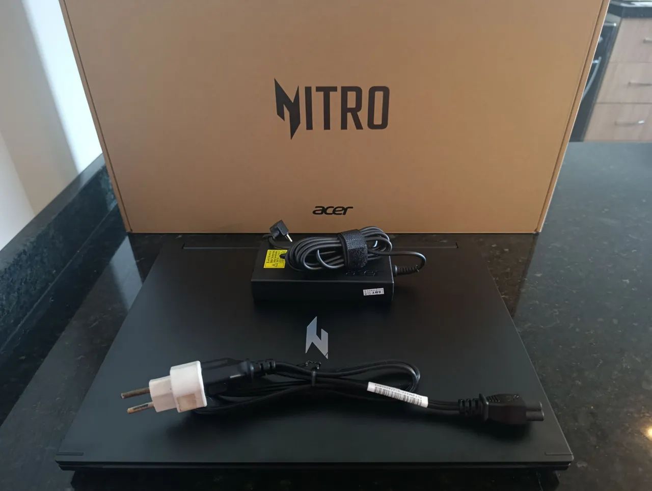 ACER NITRO V16S