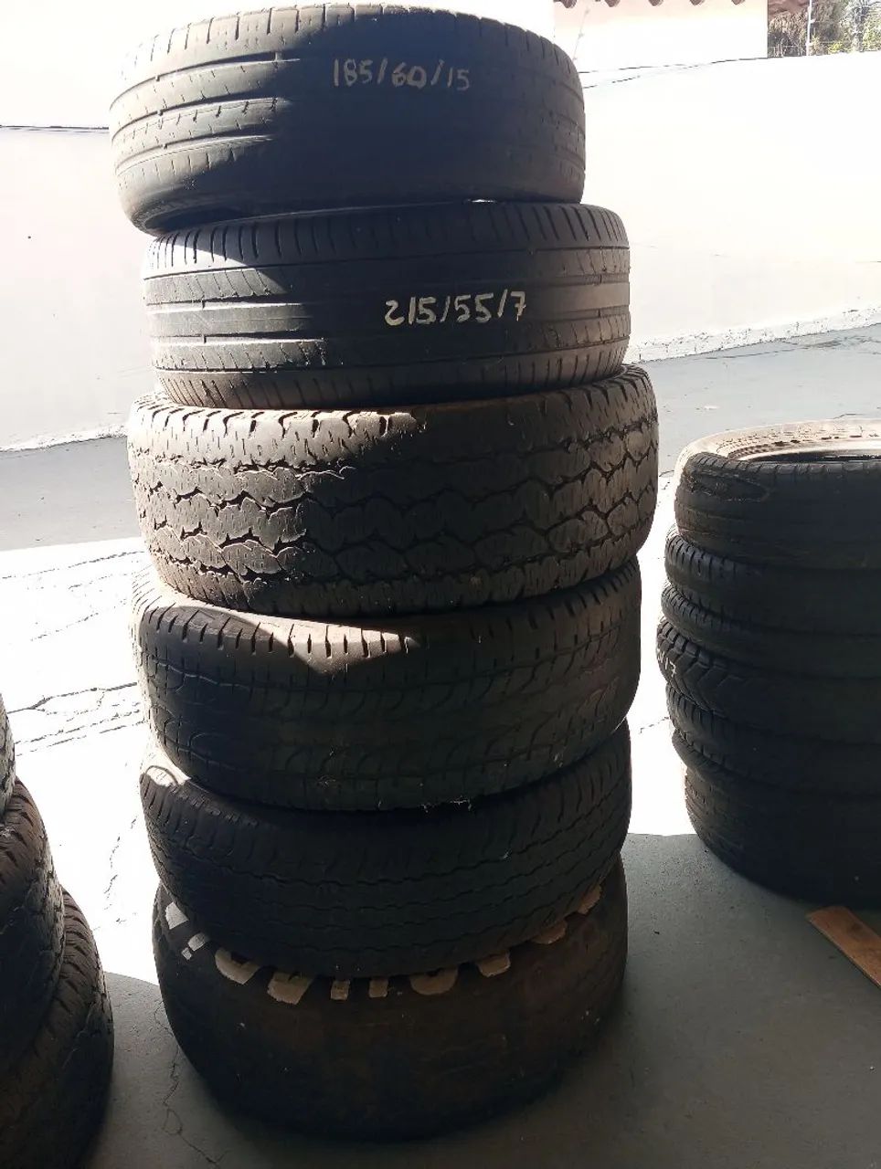 DOAÇÃO Pneus de carro usados  - Foto 4